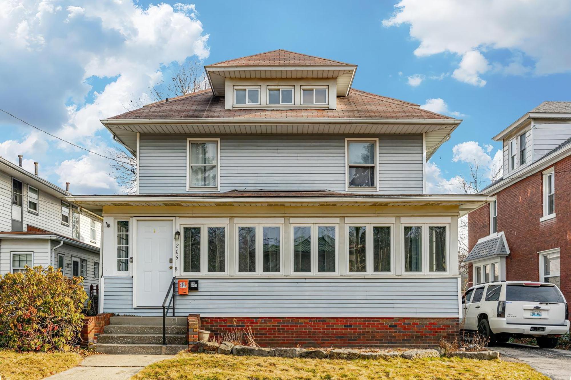 Apartamento Unit 2 At Oilgate At Oakdale Akron Exterior foto